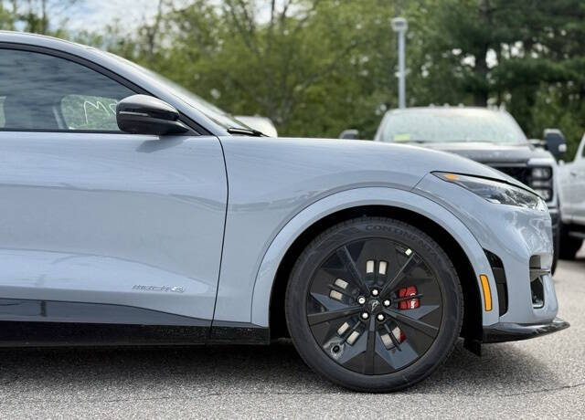 2025 Ford Mustang Mach-E GT