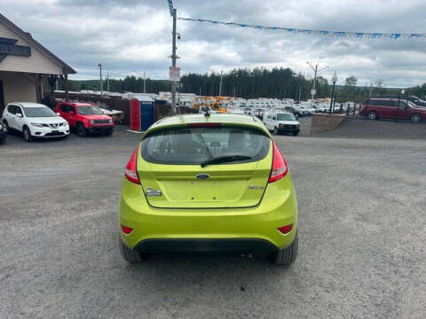 2012 Ford Fiesta SE