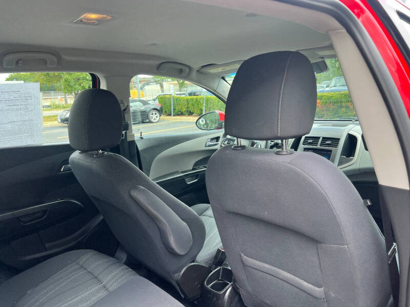 2013 Chevrolet Sonic LT Auto