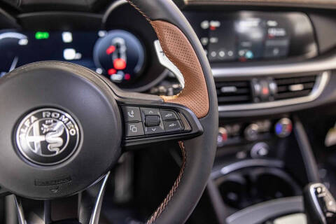 2025 Alfa Romeo Stelvio