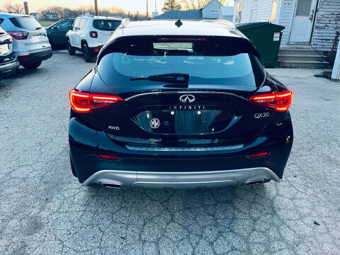 2019 Infiniti QX30 Luxe