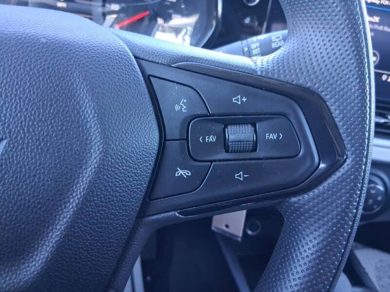 2025 Chevrolet Trax LS