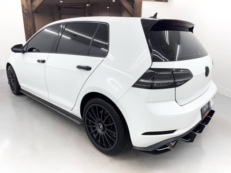 2019 Volkswagen Golf GTI SE