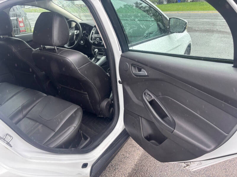 2014 Ford Focus SE