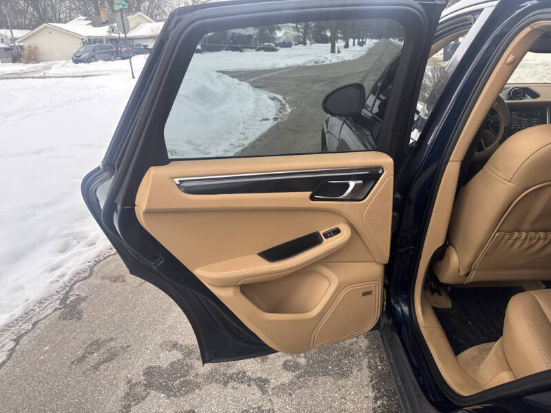2015 Porsche Macan S