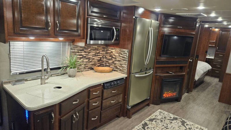 2018 Fleetwood Bounder