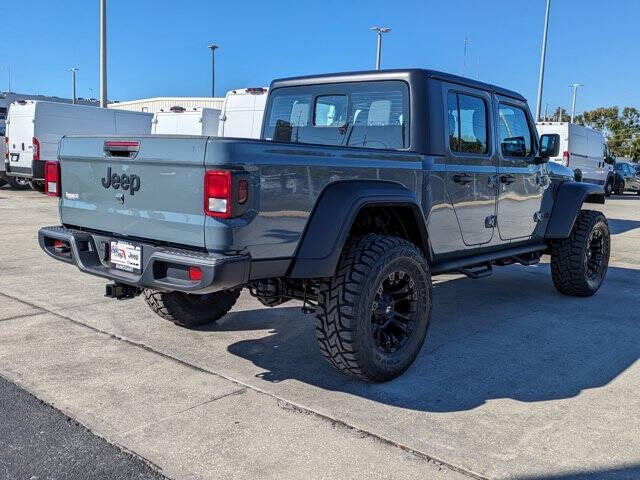 2026 Jeep Gladiator Sport