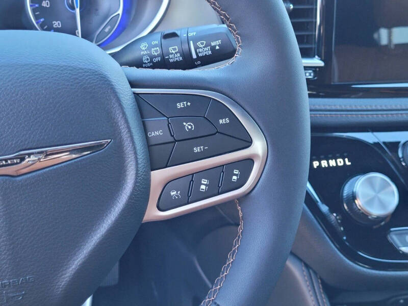 2026 Chrysler Pacifica Pinnacle