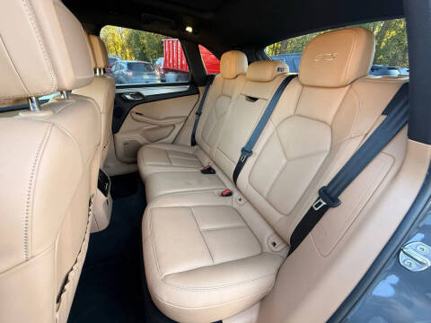 2017 Porsche Macan GTS