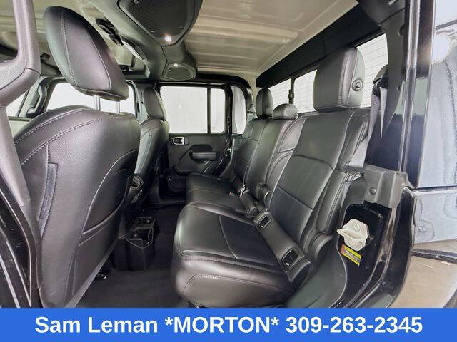 2024 Jeep Gladiator NightHawk