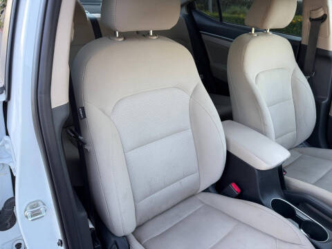 2017 Hyundai Elantra Value Edition