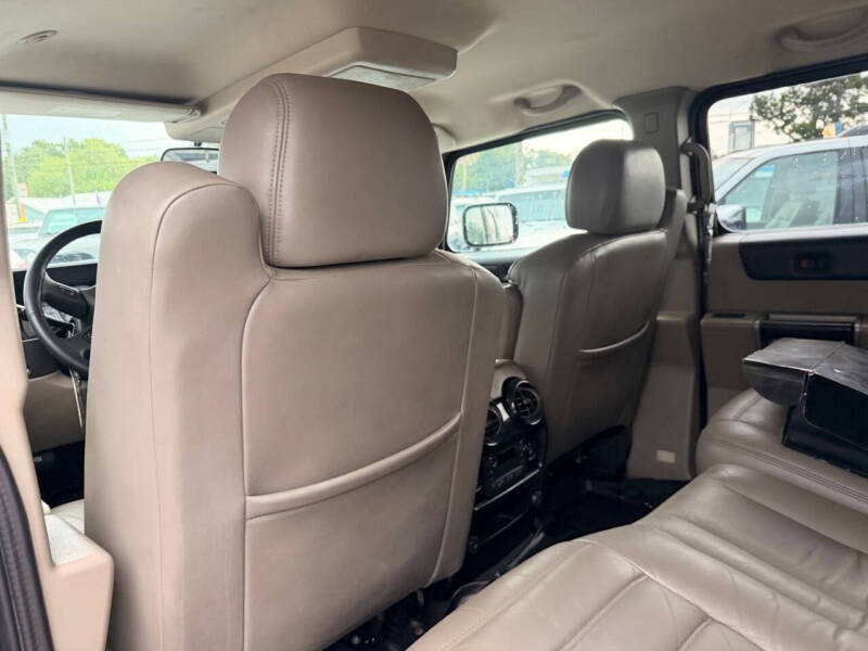 2004 HUMMER H2