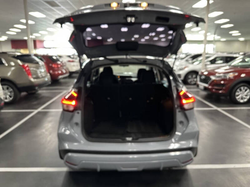 2021 Nissan Kicks SV