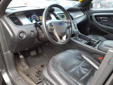 2015 Ford Taurus SEL