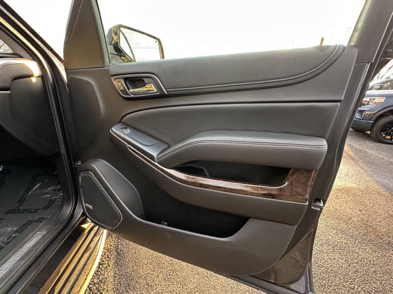 2015 Chevrolet Suburban LT