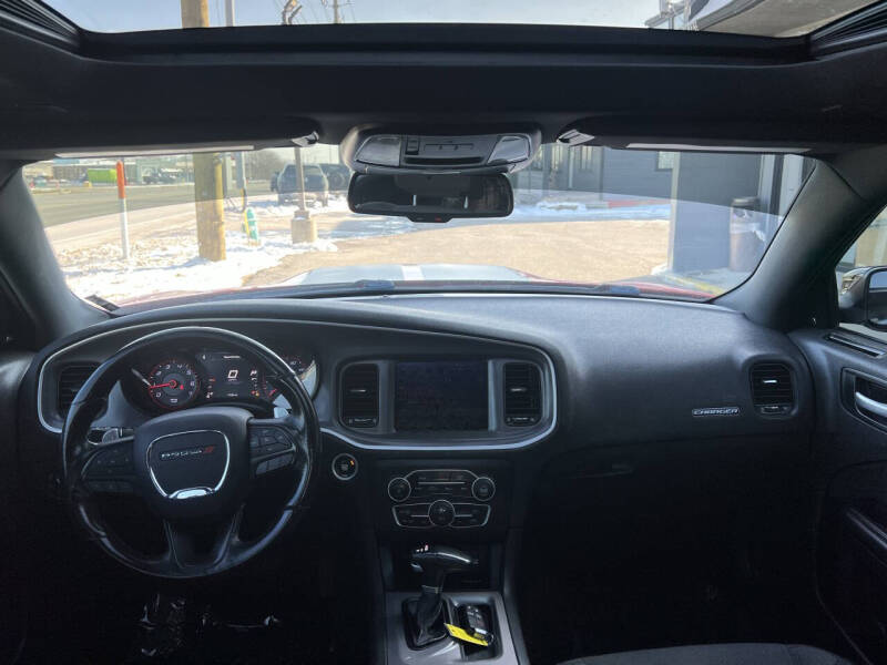 2019 Dodge Charger SXT