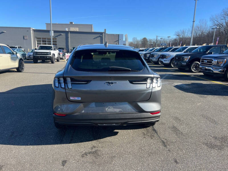 2021 Ford Mustang Mach-E Select