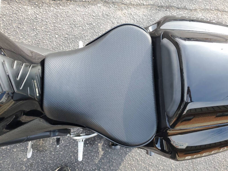 2004 Triumph Speed Triple