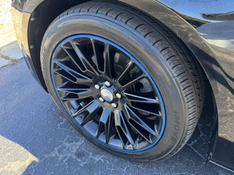 2012 Chrysler 300 MOPAR 12