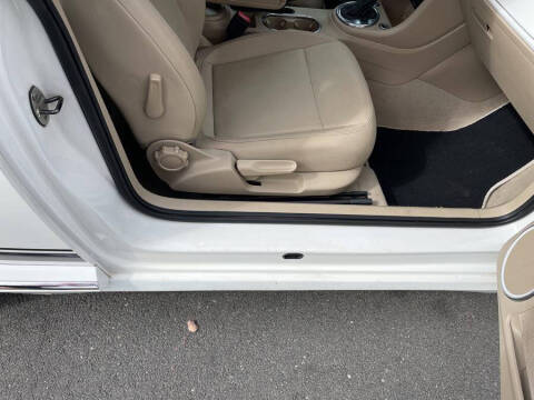 2013 Volkswagen Beetle