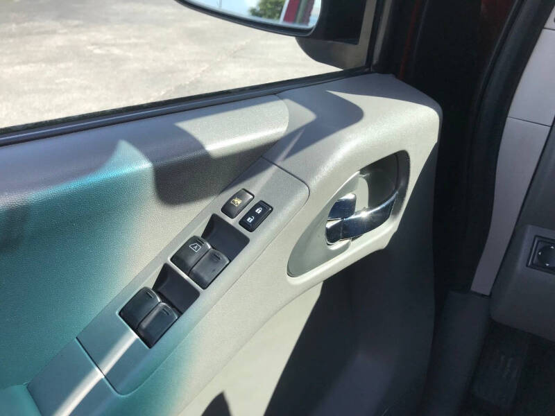 2012 Nissan Frontier S