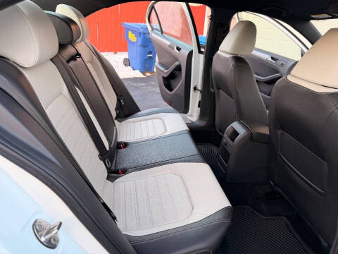 2016 Volkswagen Jetta 1.8T Sport