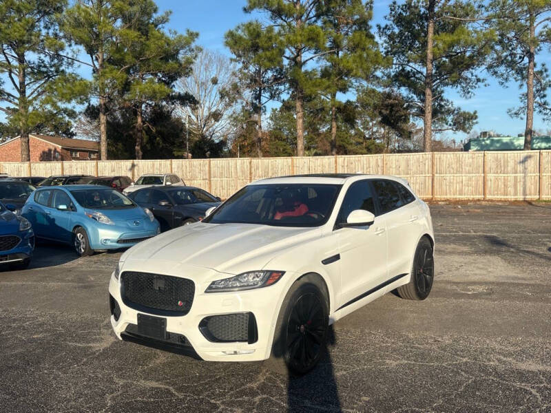 2018 Jaguar F-PACE S's photo