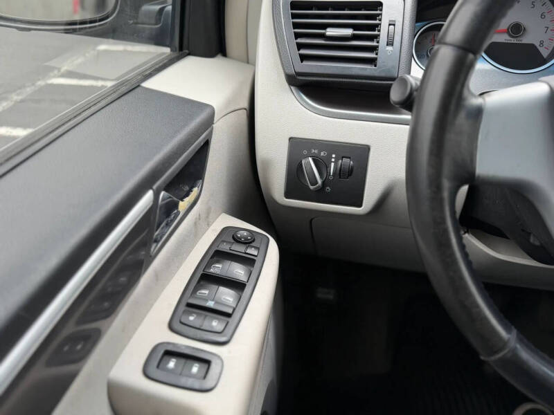 2009 Volkswagen Routan