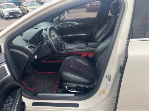 2016 Lincoln MKZ Black Label