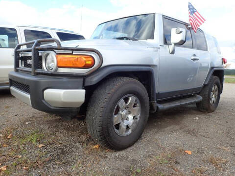 2007 Toyota FJ Cruiser for sale at RPM AUTO SALES - LANSING SOUTH in Lansing MI
