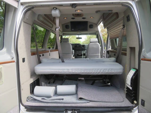 2013 Ford E-Series E-150