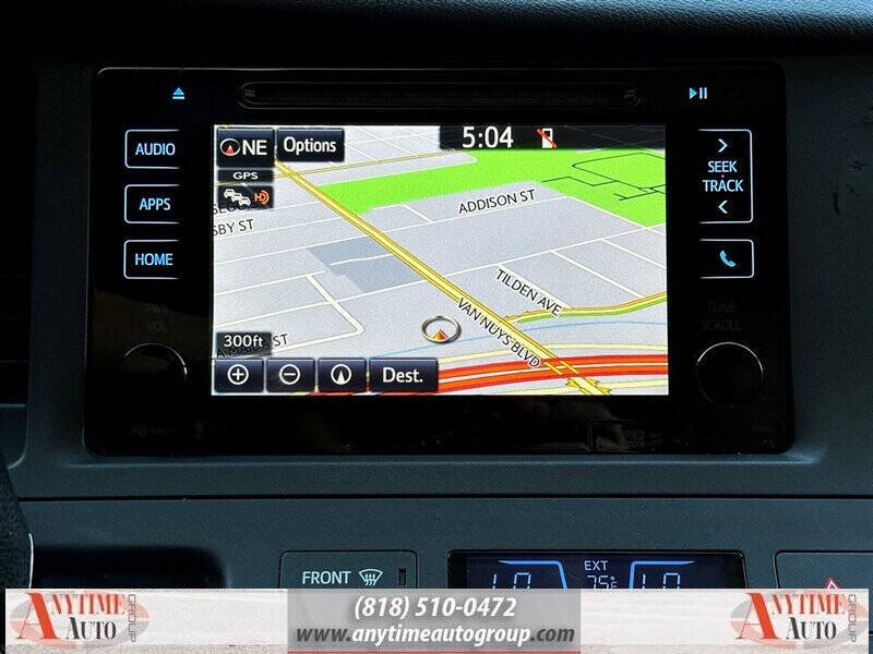 2015 Toyota Sienna XLE 8-Passenger