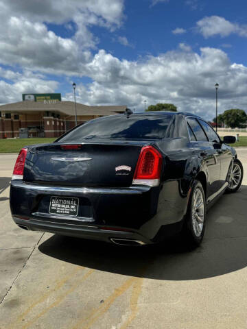 2019 Chrysler 300 Touring L