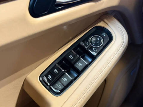 2018 Porsche Macan S