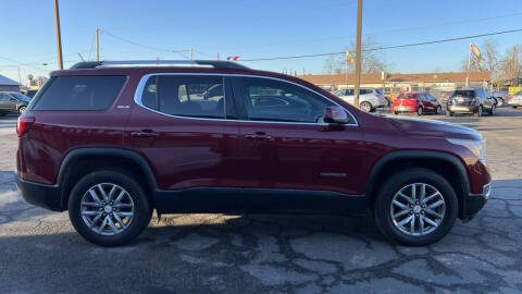 2017 GMC Acadia SLE-2