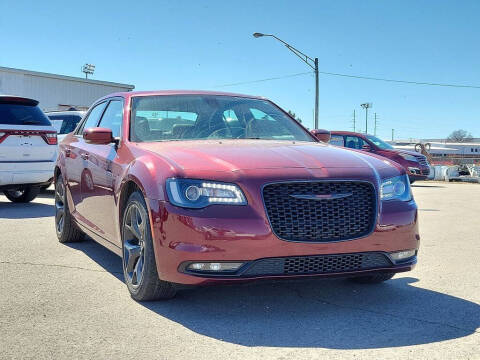 2023 Chrysler 300 for sale at Breeden Pre-Owned in Van Buren AR