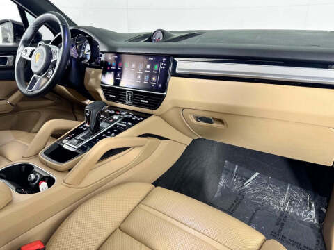 2022 Porsche Cayenne E-Hybrid