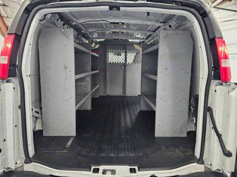 2018 GMC Savana 2500