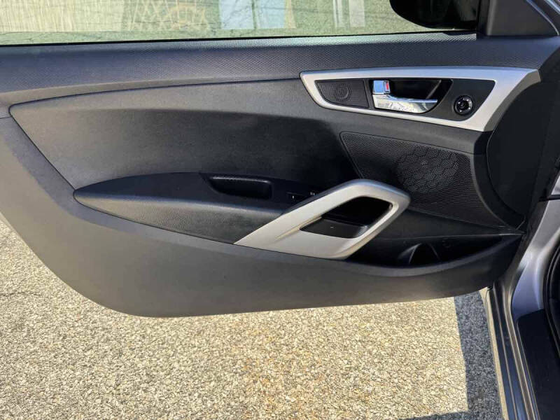 2017 Hyundai Veloster