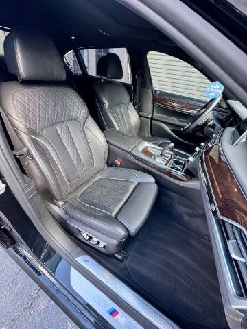 2016 BMW 7 Series 740i