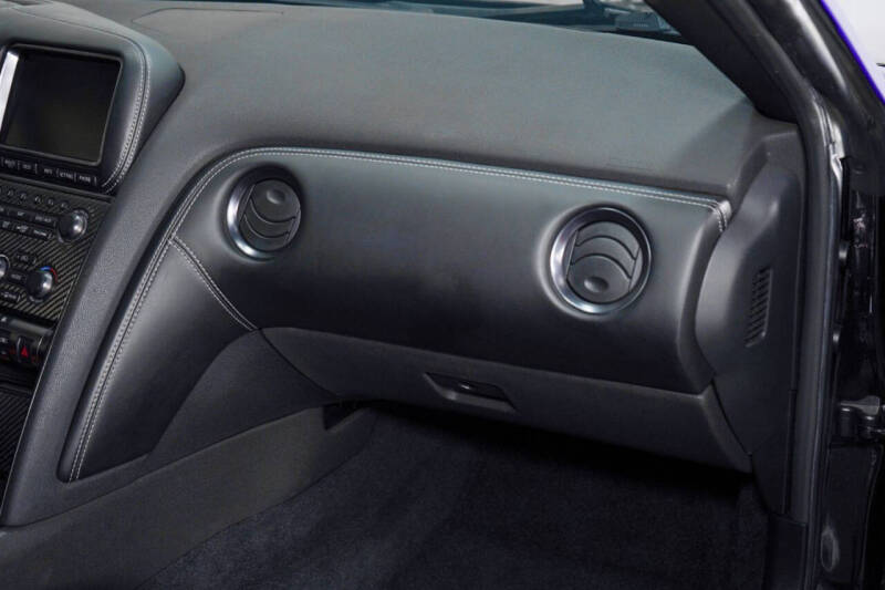 2014 Nissan GT-R Premium