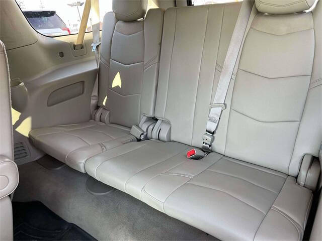 2018 Cadillac Escalade ESV Luxury