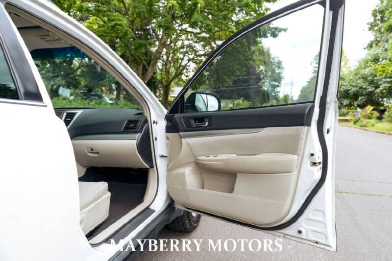 2011 Subaru Outback 2.5i