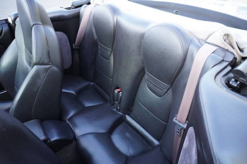 2006 Jaguar XKR