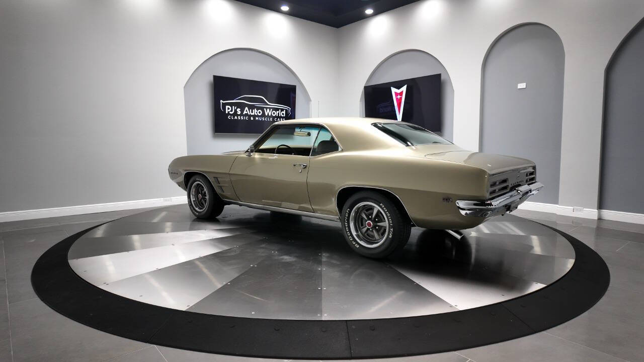 1969 Pontiac Firebird 25