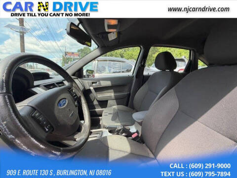 2010 Ford Focus SES
