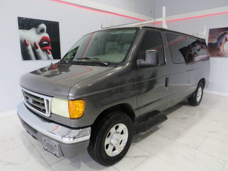 2005 Ford E-Series E-150 XL