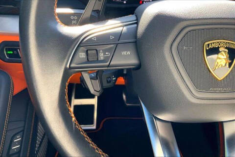 2023 Lamborghini Urus S