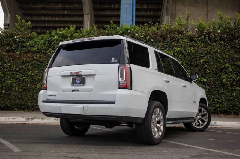 2017 GMC Yukon SLT