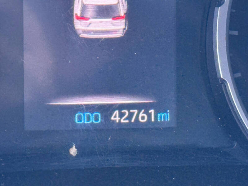 2020 Toyota RAV4 Hybrid LE